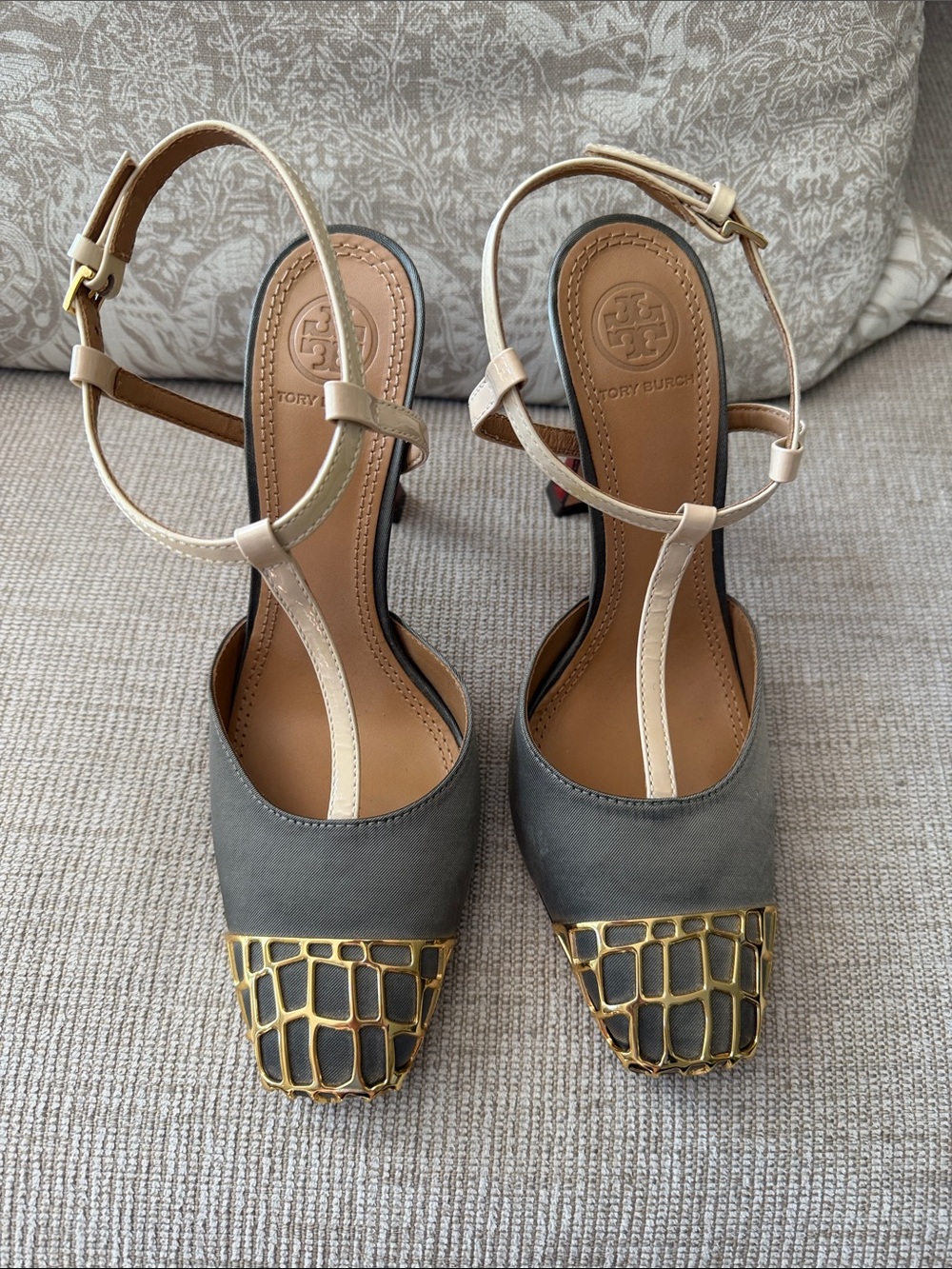 NWOT Tory Burch Olive and Beige Ankle-Strap Pumps with Gold Toe Cage